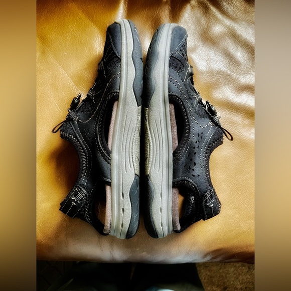 Earth Origins size 8 - Picture 3 of 4